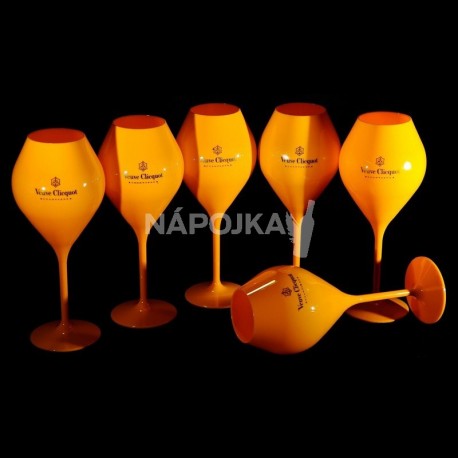 Žlutá sklenička Veuve Clicquot