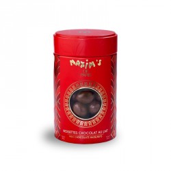 Maxim's čokospeciality - karamelizované lískové ořechy v mléčné čokoládě 80g plech